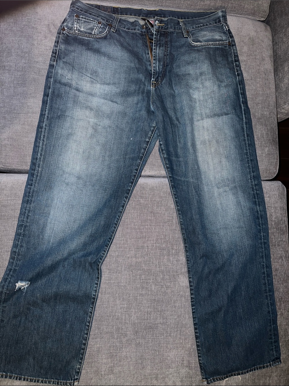 Lucky Brand 38x32 Bootleg Jeans